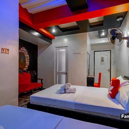 Sabel Travelers Inn Laoag Exteriör bild